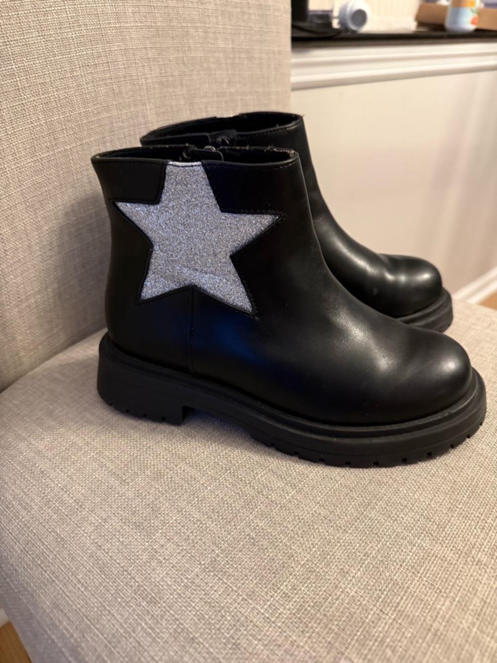 wonder nation Black Kids Ankle Boots with Silver Glitter Star